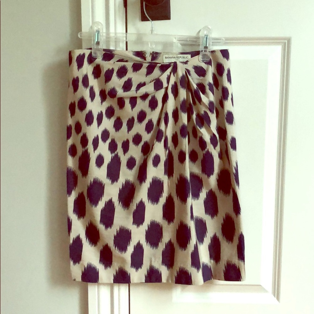 Banana Republic women’s 0 ikat skirt in blue/white